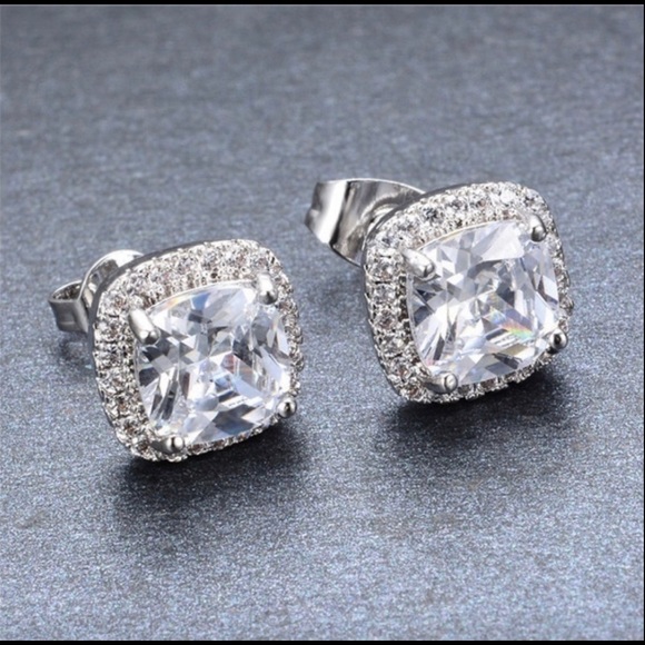 20% Off Mystic Rainbow Topaz Earrings - Picture 5 of 8